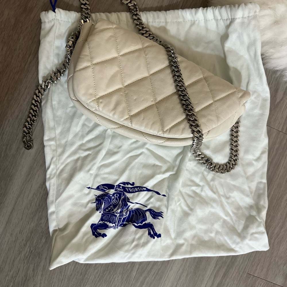Quilted Cream Chain Bag